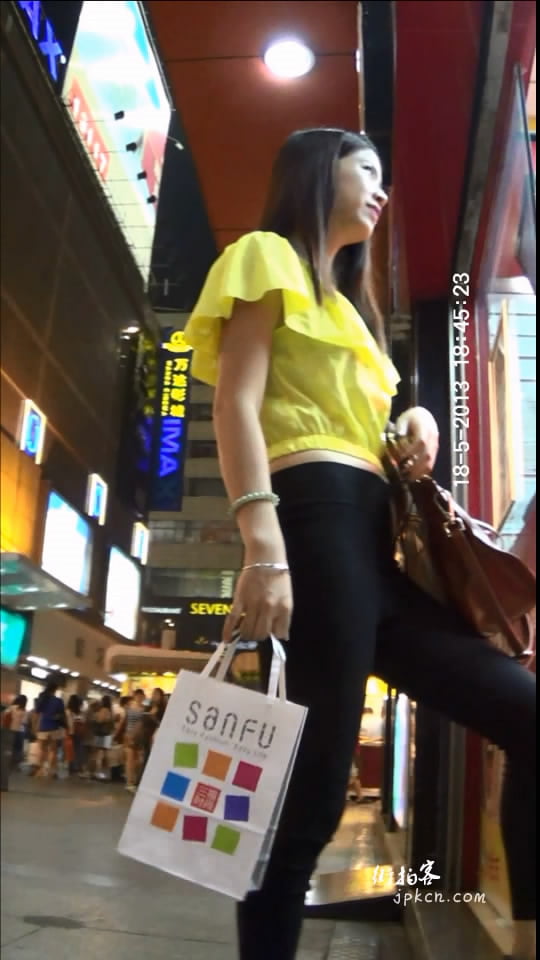 街拍美女 街拍美腿