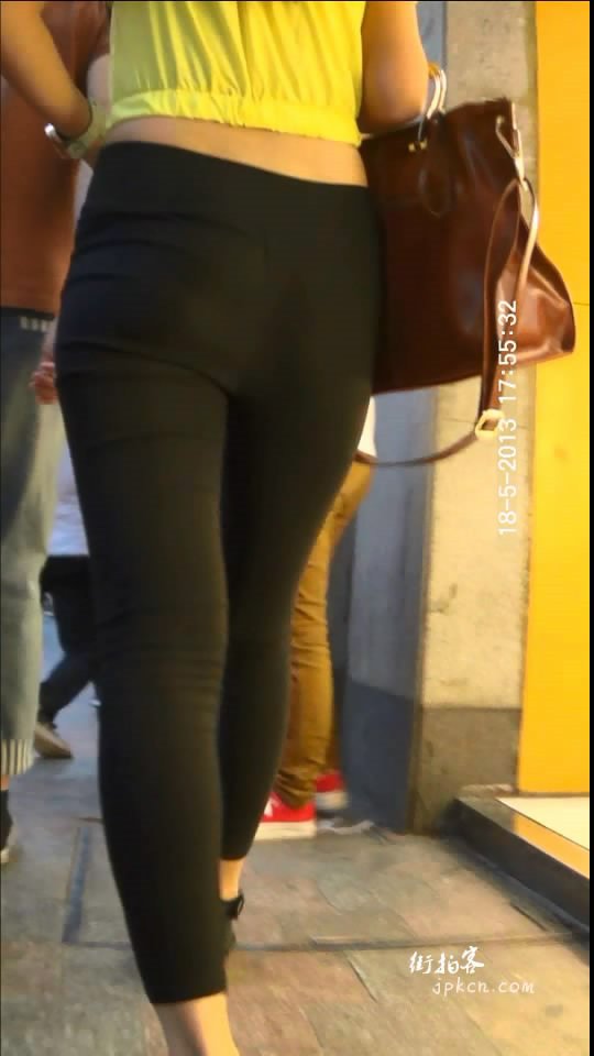 街拍美女 街拍美腿